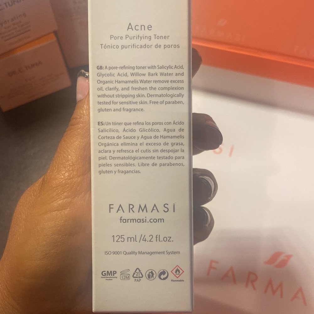 Farmasi - Picture 3 of 4